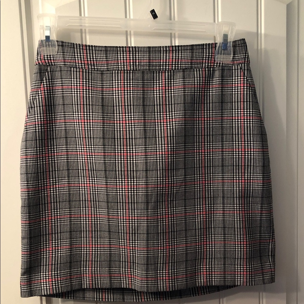 GAP Plaid Mini Skirt in Black, White and Pink